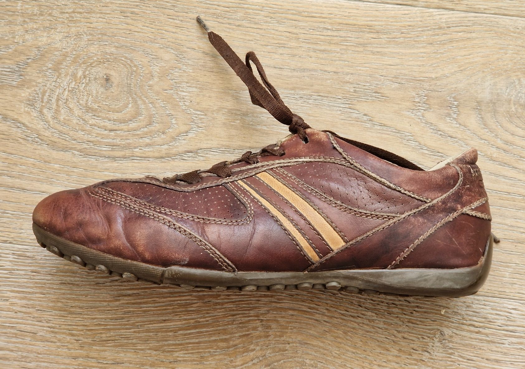 Geox Herrenschuhe: Geox Leder Sneakers Grösse 41 – Gebraucht aus Küssnacht am Rigi von Mika014 2