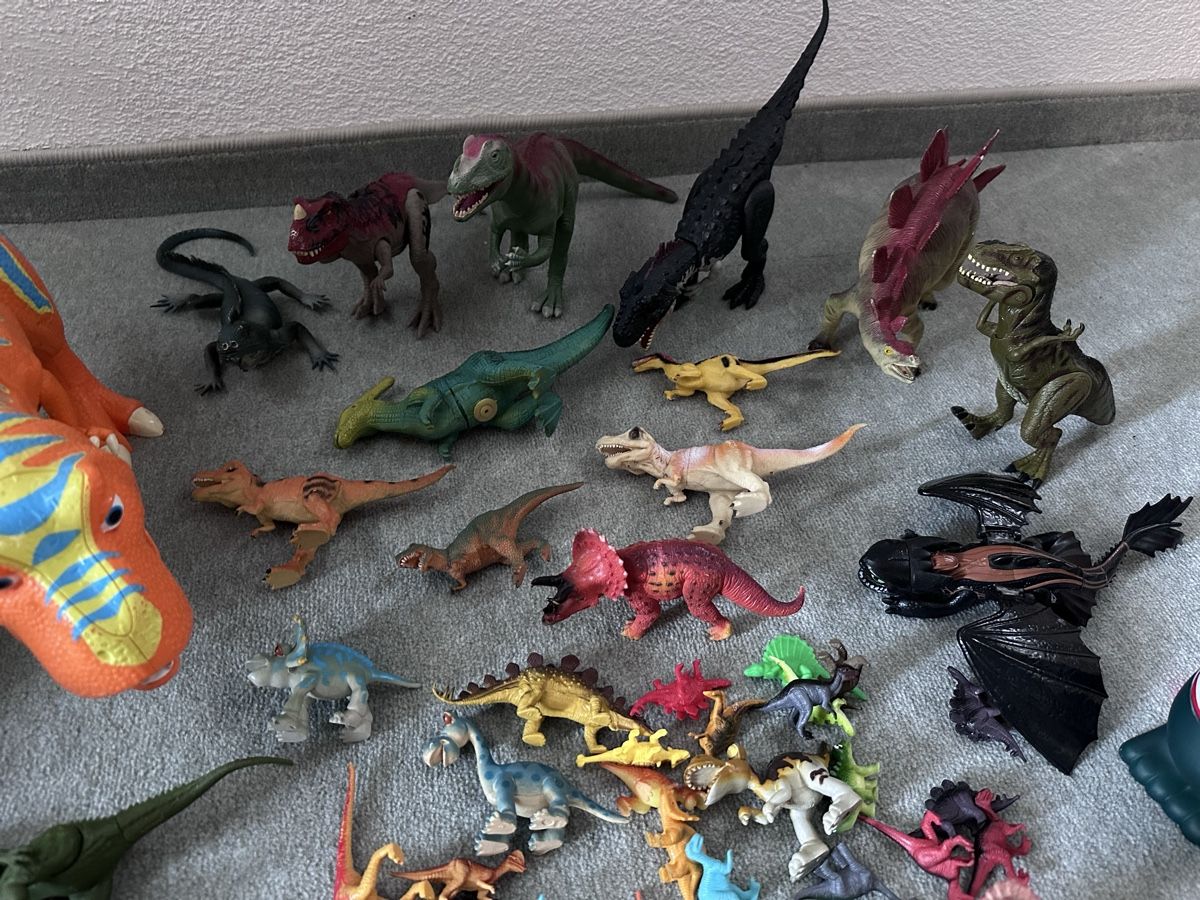 Spielzeuge: Riesig Dinosaurier Sammlung – Gebraucht aus Hausen am Albis von ysgem 2