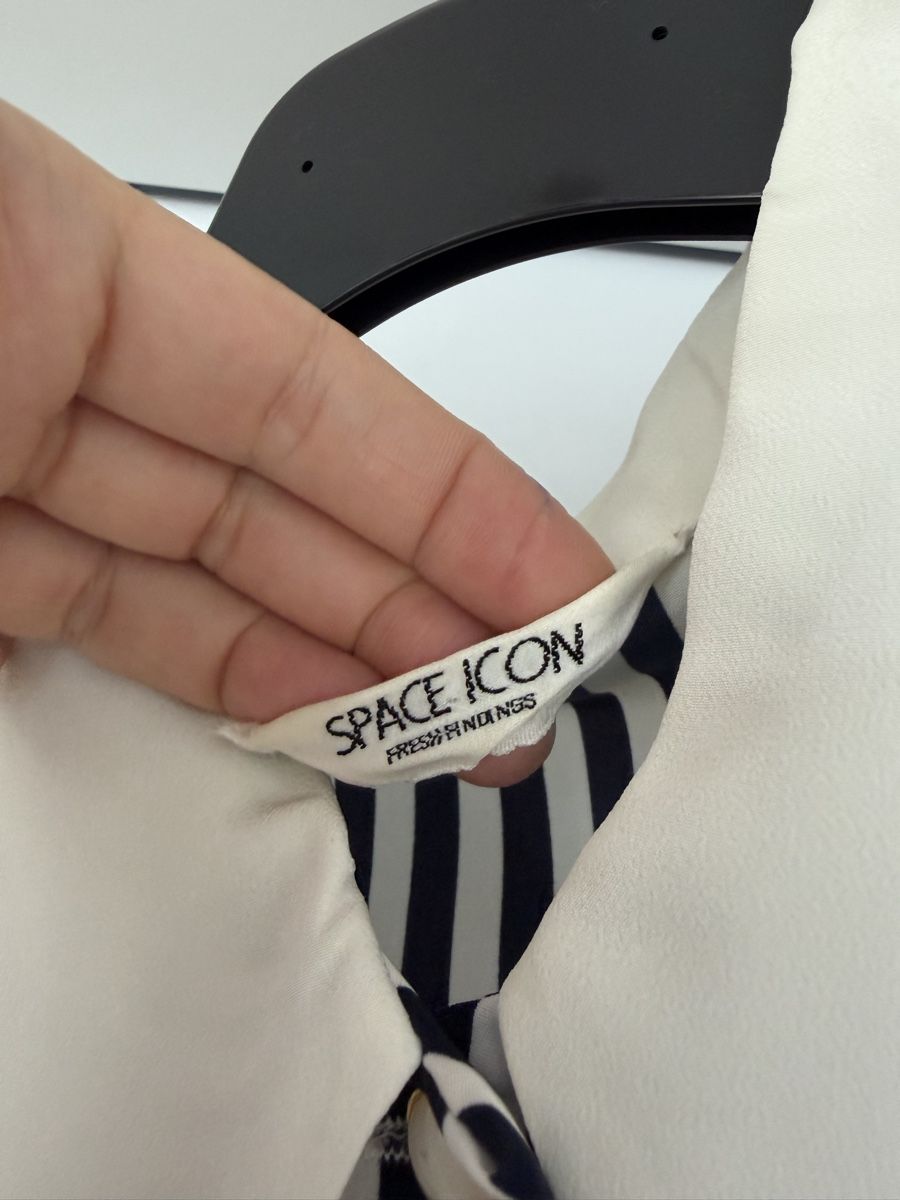 Blusen: Vintage Bluse Streifen Grösse M – Gebraucht aus Zürich von Ambrette9 5