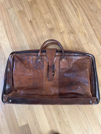 Edler Reisekoffer aus Echtleder