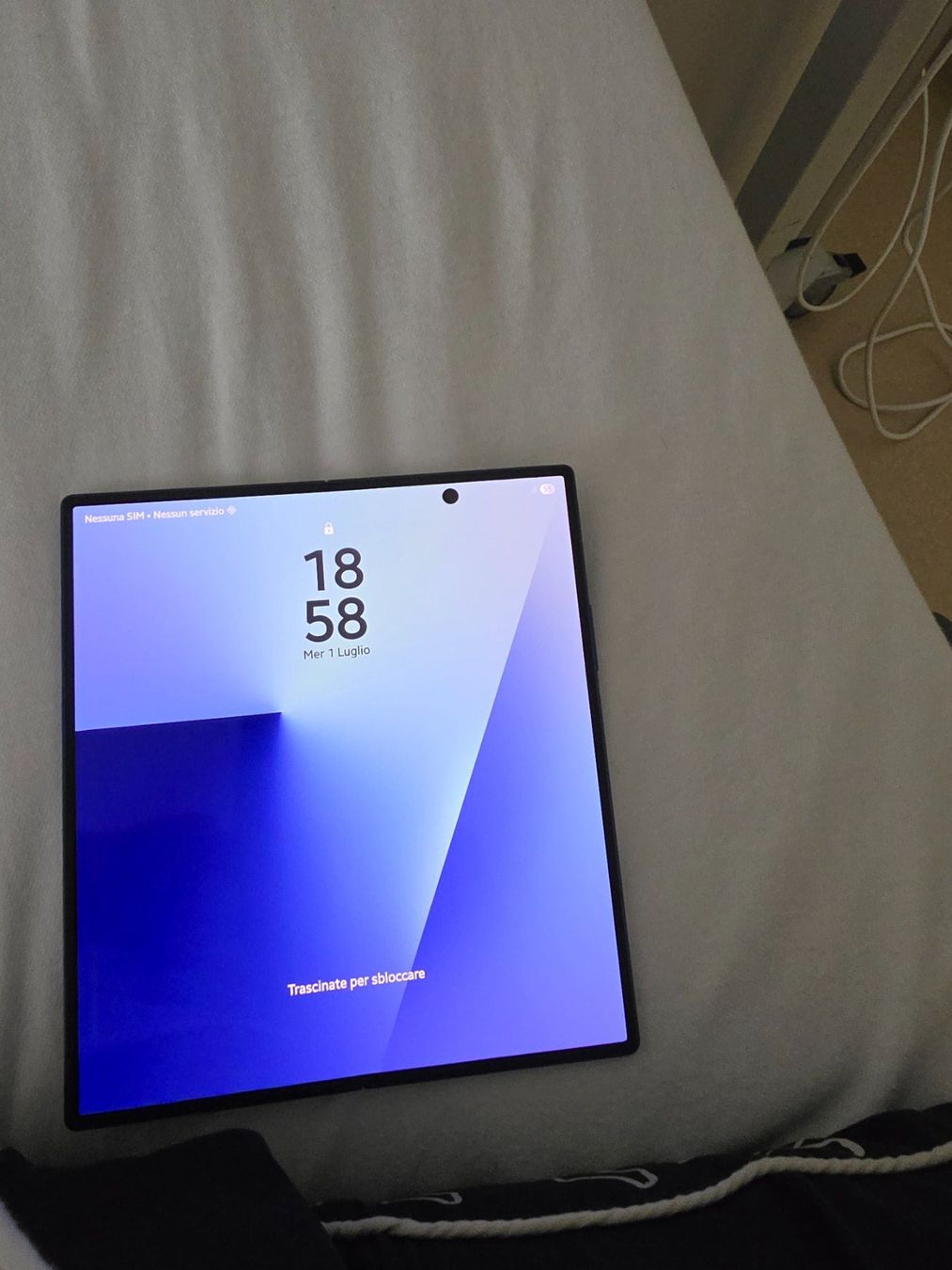 Samsung Portables: Samsung Z Fold 7 512GB Shadow Blue mit viel Zubehör – Neuf (Voir description) à Sissach par Maurizio0 2