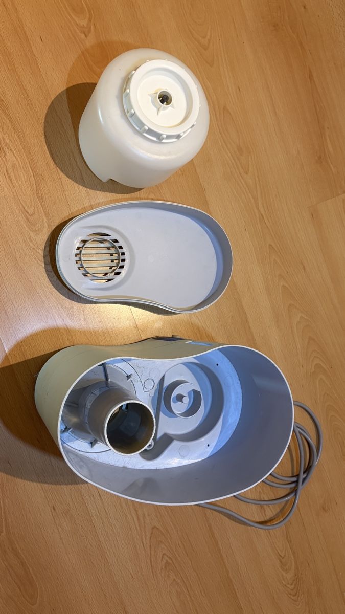 Rotel Umidificatori d'aria: Rotel Luftbefeuchter/ Verdunster/Humidifier – Usato da Altenrhein venduto da Docdoc 5