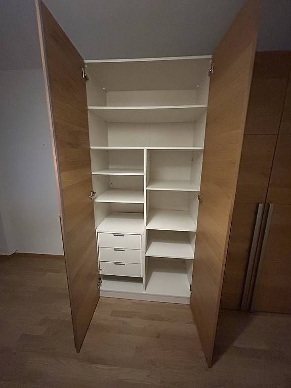 Armadi: Kleiderschrank – Usato da Pfäffikon ZH venduto da Cyclingcycling1998 1