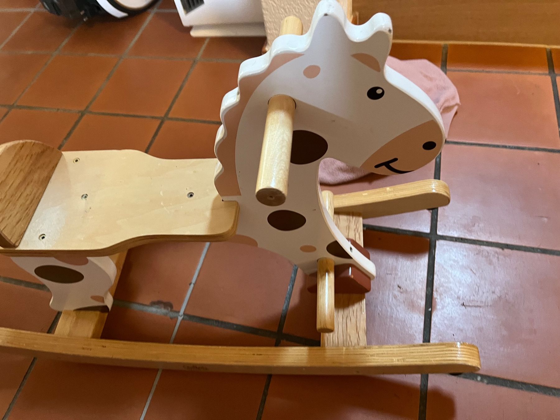 Spielzeuge: Schaukelrössli aus Holz – Gebraucht aus Unterentfelden von plastmass 3