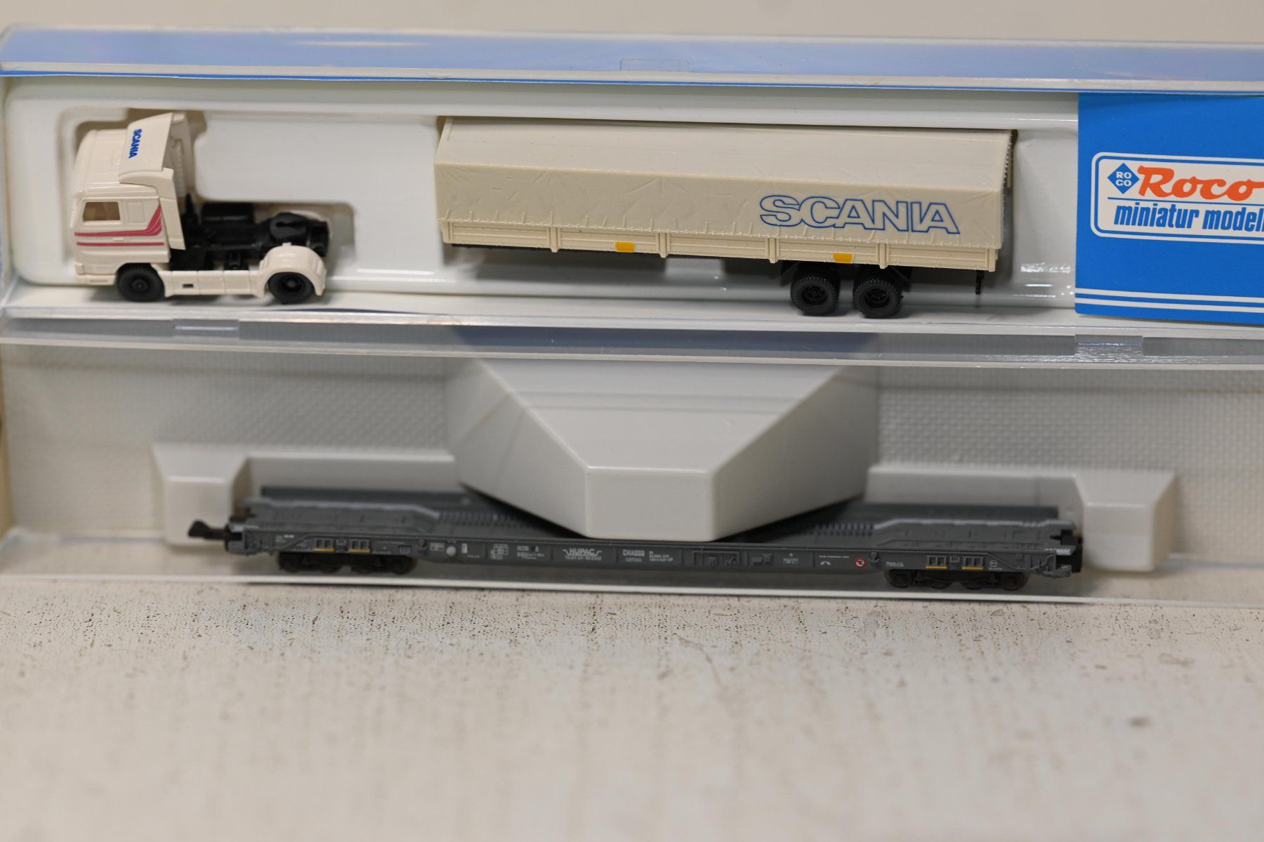Fleischmann Trains électriques: Hupac mit LKW Spur N Fleischmann mit OVP – D'occasion à Laupen ZH par Zmoewe 3