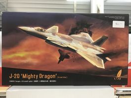 J-20 Mighty Dragon Bausatz 1:72 Chengdu Stealth Fighter