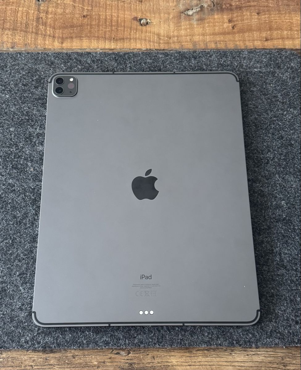 Apple Tablet PC: iPad Pro, 12.9-inch, 5th Gen., 2TB, Space Gray – Nuovo (secondo la descrizione) da St. Gallen venduto da Asmolon 3
