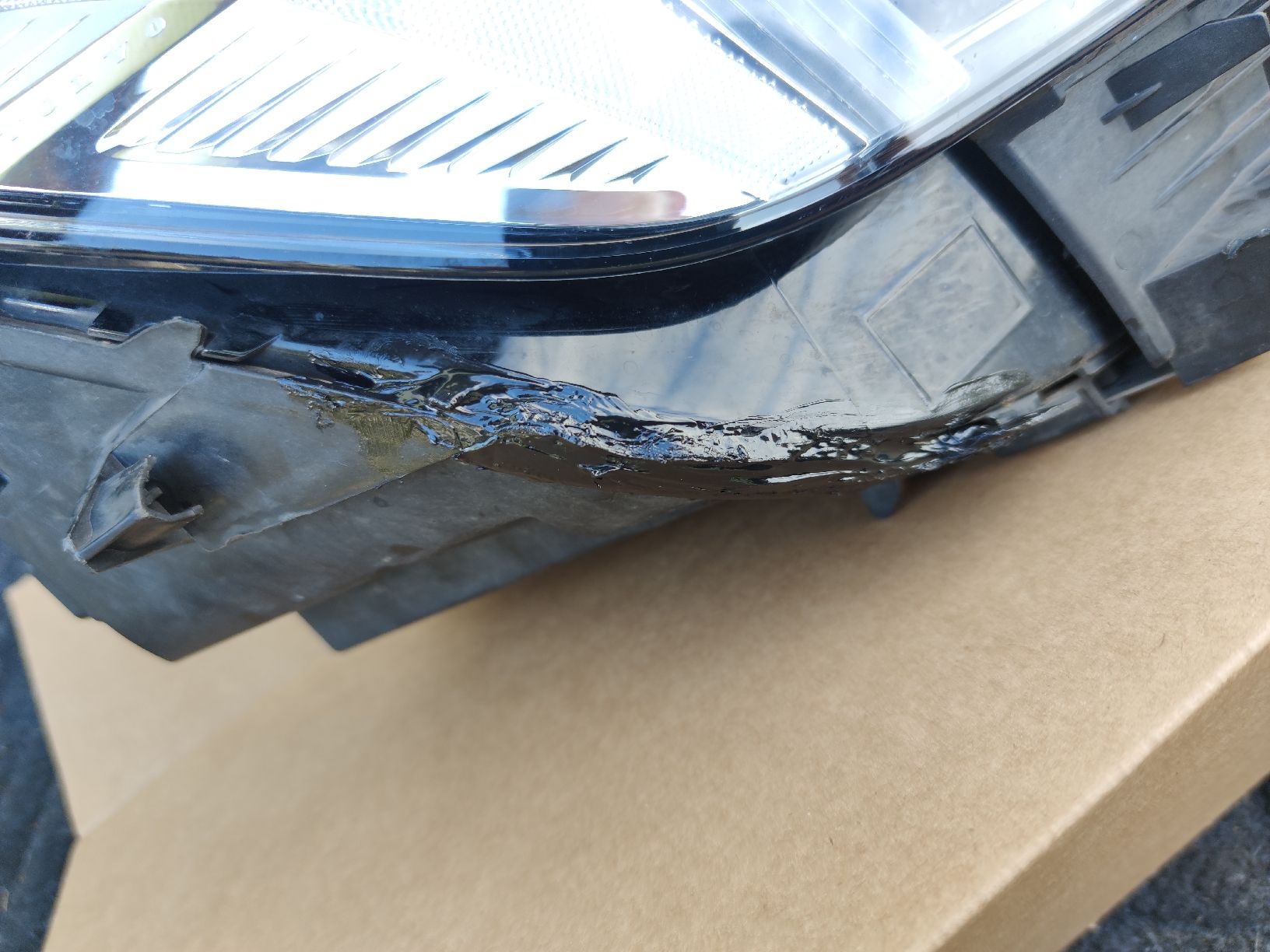 Volvo Fari: Original Volvo xc60 Led Scheinwerfer – Usato da Thunstetten venduto da Delta79 1