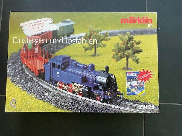 Märklin Modellini di ferrovie: Märklin Eisenbahn – Usato da Balzers venduto da mandro