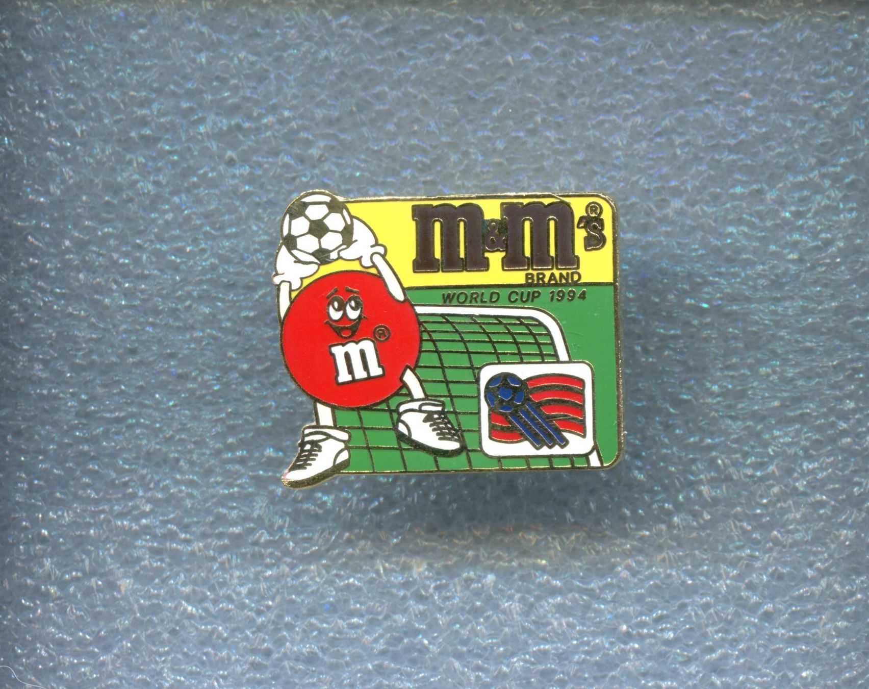 Placchette & Badge: m&m WORLD CUP 1994 – Usato da Winterthur venduto da Sammleroase