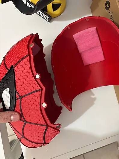Jouets: Spider-Man helmet – D'occasion à Saas-Fee par 3DIdeenWelt 3