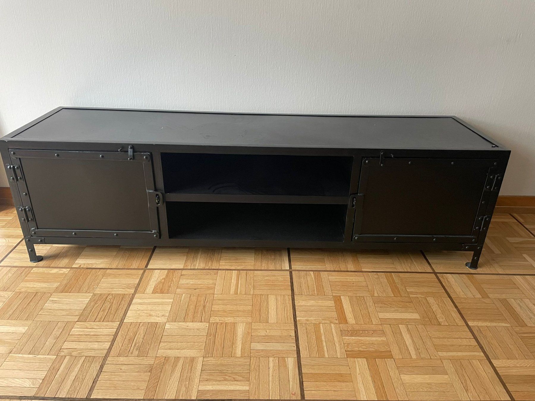 Meubles TV: Fernsehtisch Industrial Design – D'occasion à St. Pantaleon par g-mountain 3