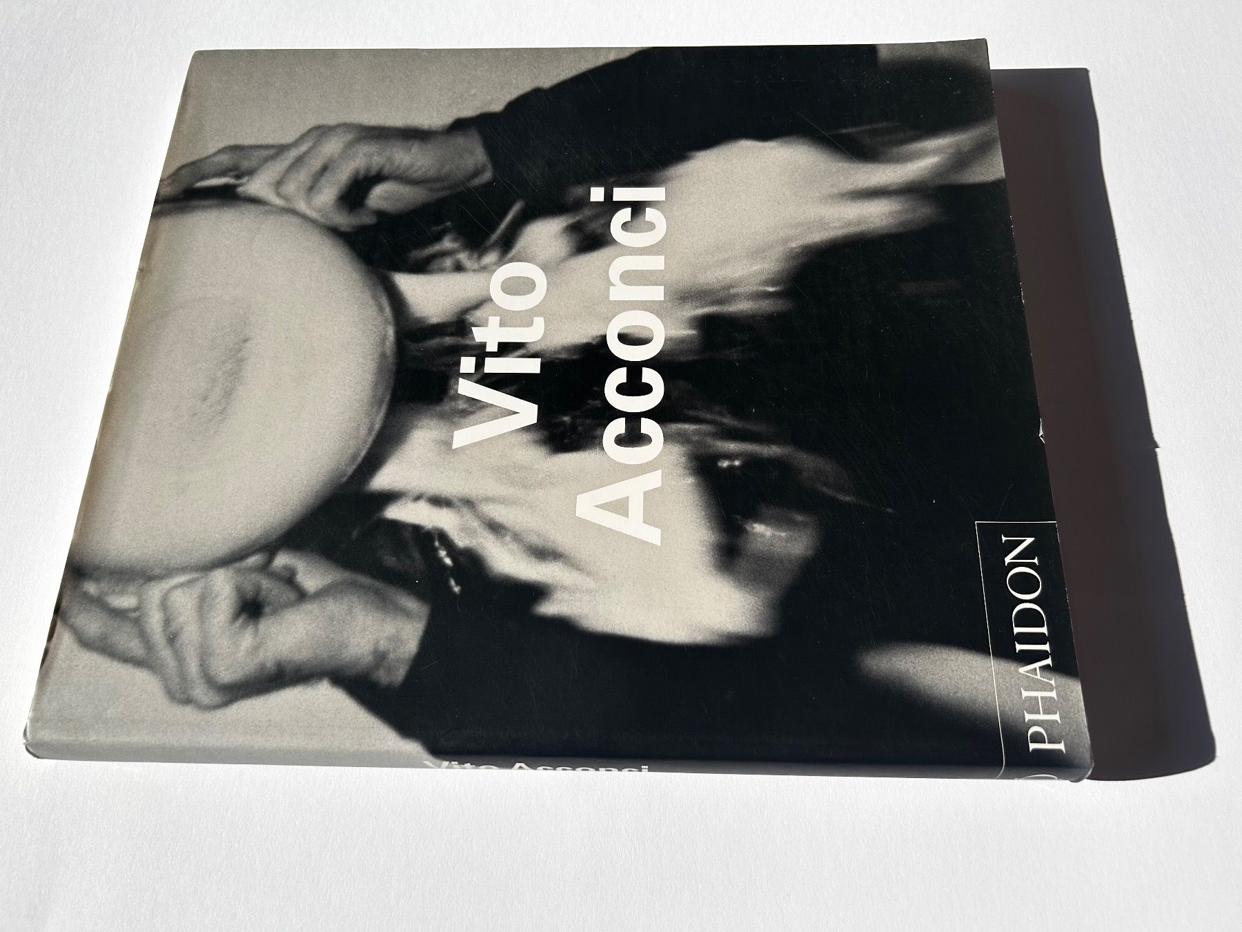 Libri: Vito ACCONCI. Experimental Architecture. Performance. Video – Usato da Zürich venduto da Coffeetable88 3