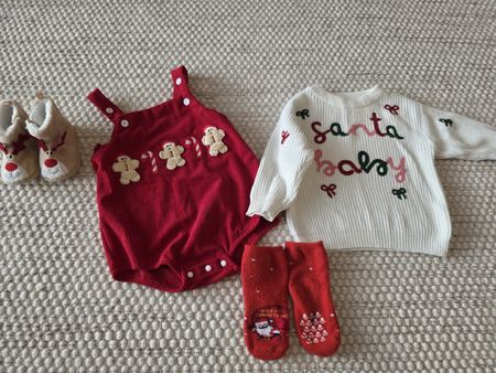 Weihnachts-Babykleidung 6–12 Monate – Wie neu