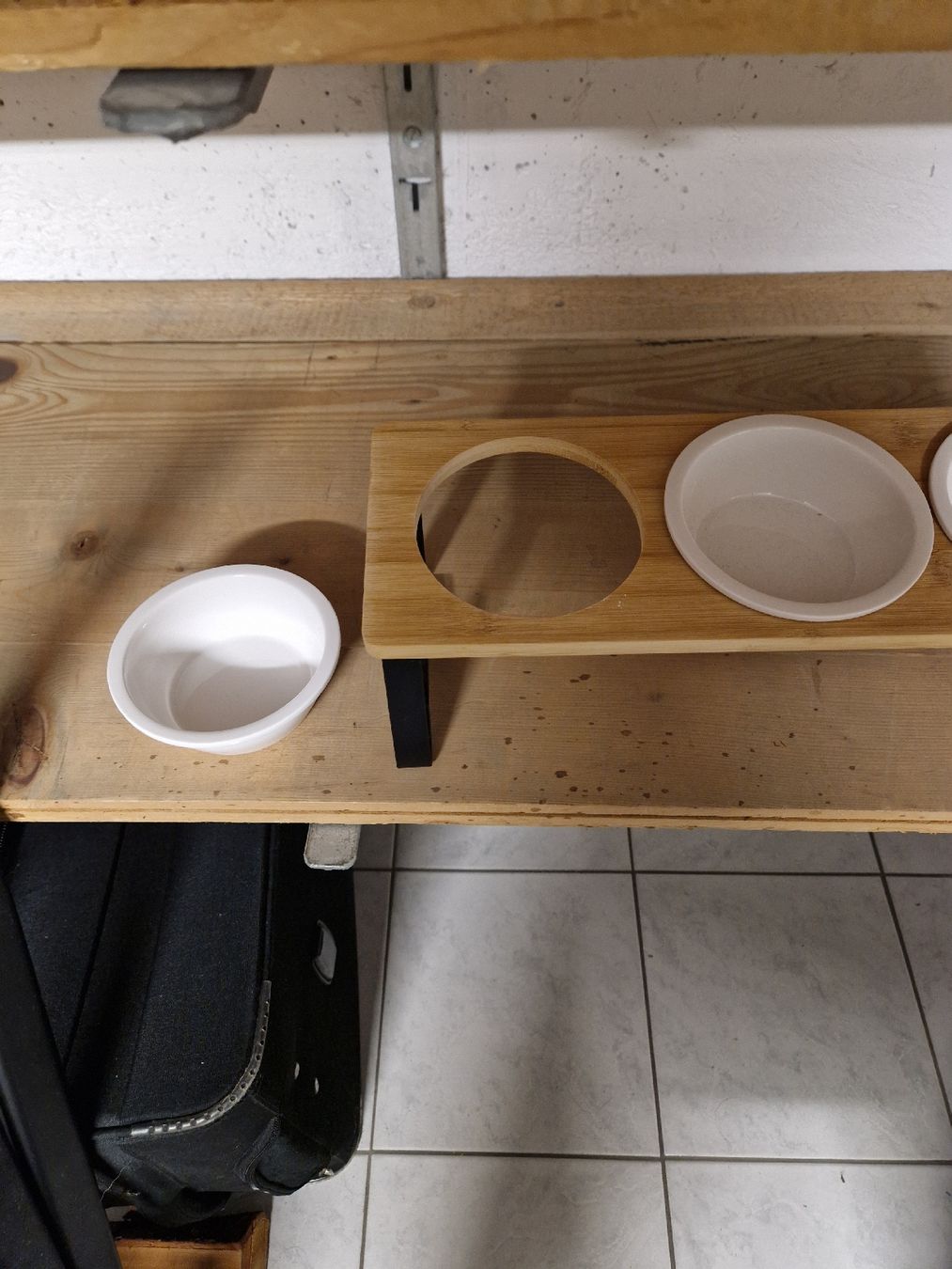 Nourriture: Futter- und Wassernapf – D'occasion à Herisau par rec_t8tt 1