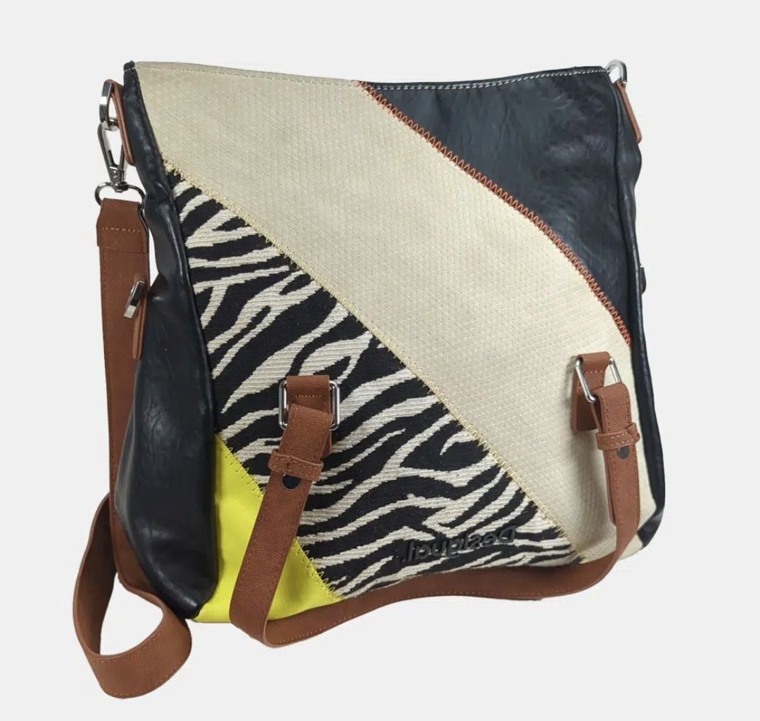 Desigual Borse da donna: Sac à main réversible / multifonction Desigual - Style uniqu – Usato da Le Locle venduto da sAm_2112 2