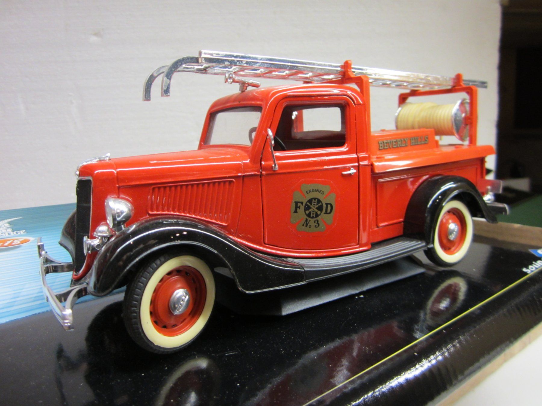 Solido Modellini d'auto: SOLIDO pompier 1/18 – Nuovo e nell'imballaggio originale da Gland venduto da renomodel 1