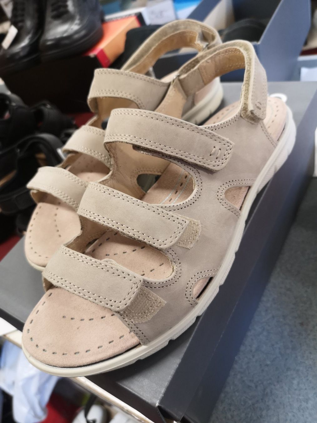 Ecco Damenschuhe: Ecco – Neu und originalverpackt aus Möhlin von Highwaytom