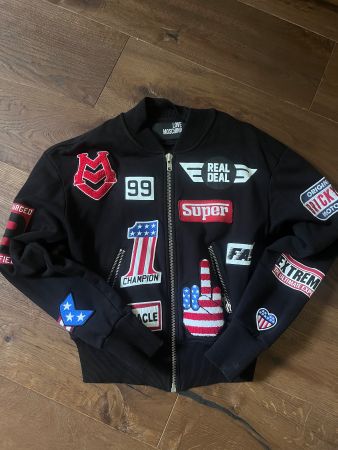 Love Moschino Jacke schwarz mit Patches Grösse 38 gebraucht