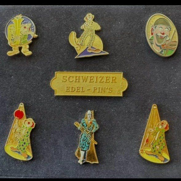 Placchette & Badge: Edel Pin's – Usato da Rickenbach Sulz venduto da Wyatt