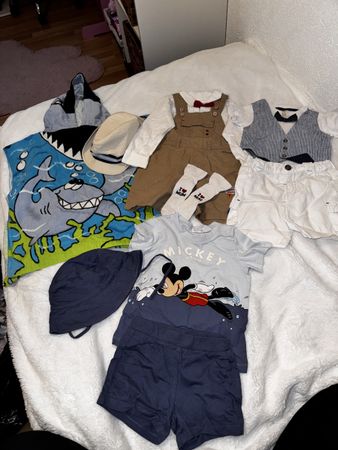 Kleiderpaket gr 80/86 Junge
