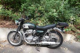 Kawasaki W 800