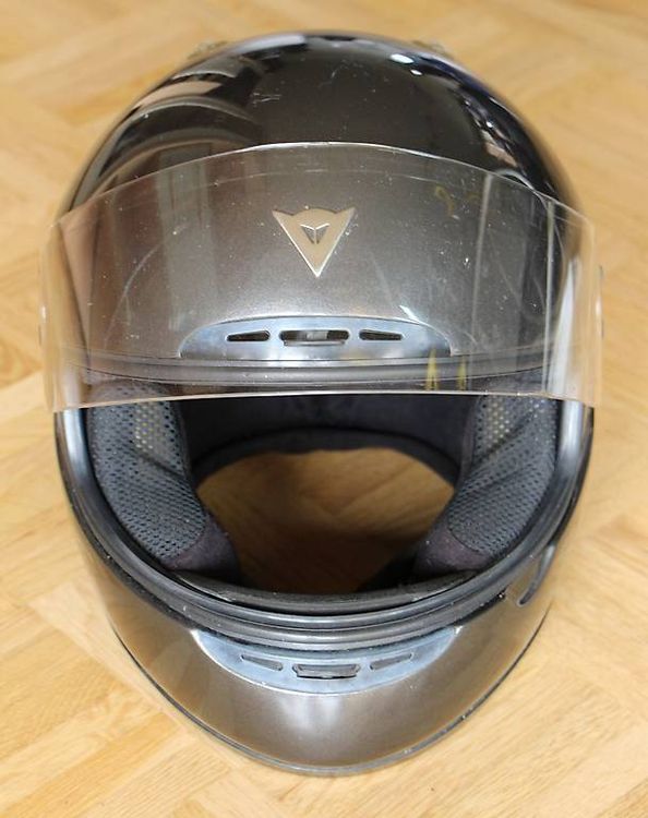 Motorradhelm 1