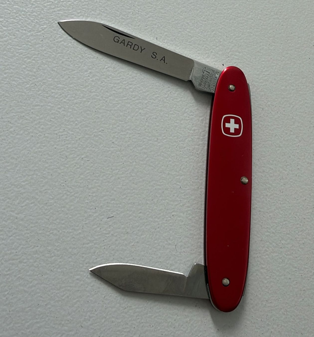Wenger Taschenmesser: WENGER SACKMESSER GARDY S.A -PANEL S.A – Gebraucht aus Zürich von Frei-Occasionen