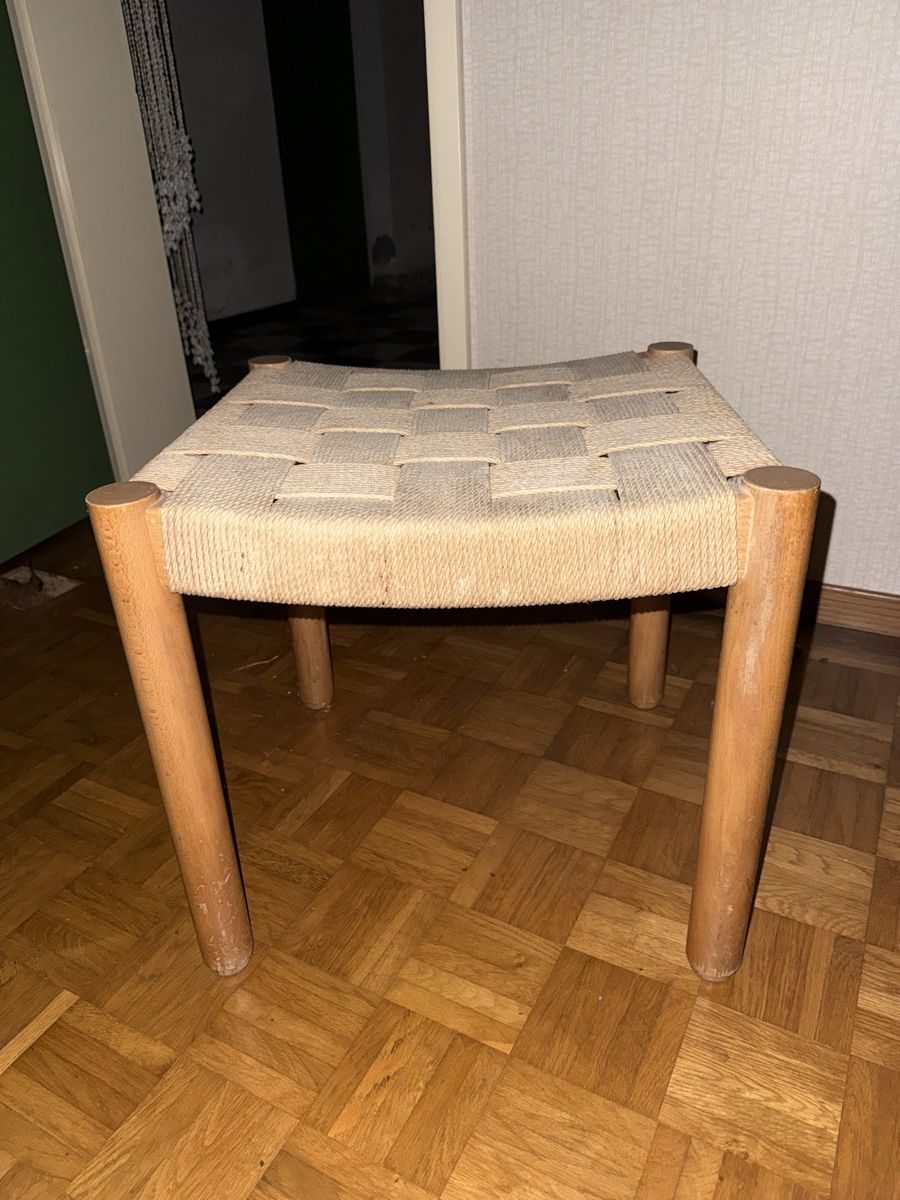 Tabourets: Hocker Holz mit Gewebesitz – D'occasion à Thayngen par laylay_xD