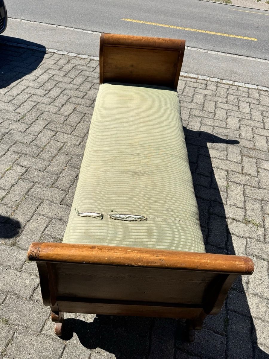 Sofas: Antikes Kanapee Holz – Gebraucht aus Bern von meyer8437 1