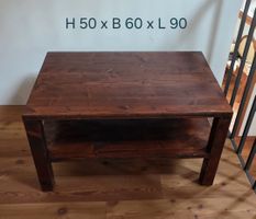 Rustikaler Wohnzimmertisch aus Holz, gut erhalten!
