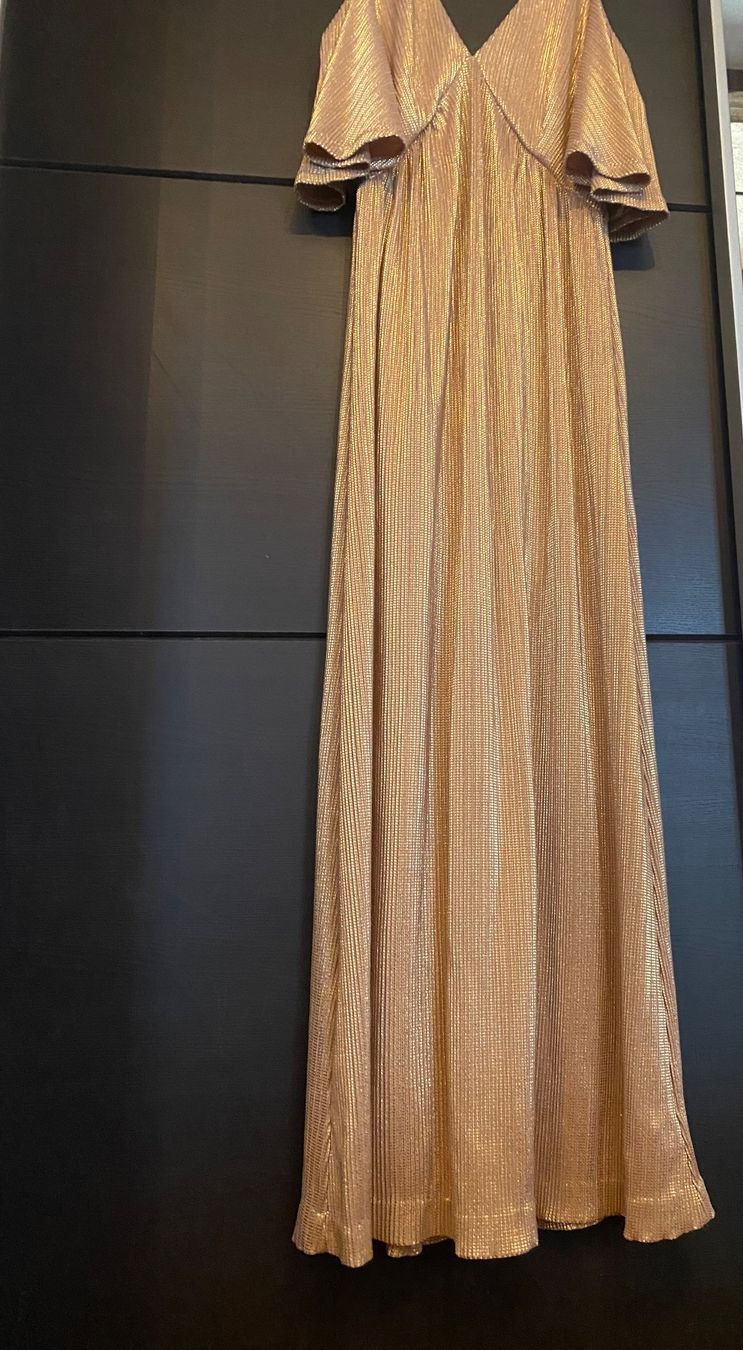 Robes: Wunderschöne goldige Kleid von Intropia – Neuf (Voir description) à Savosa par ankara111 1