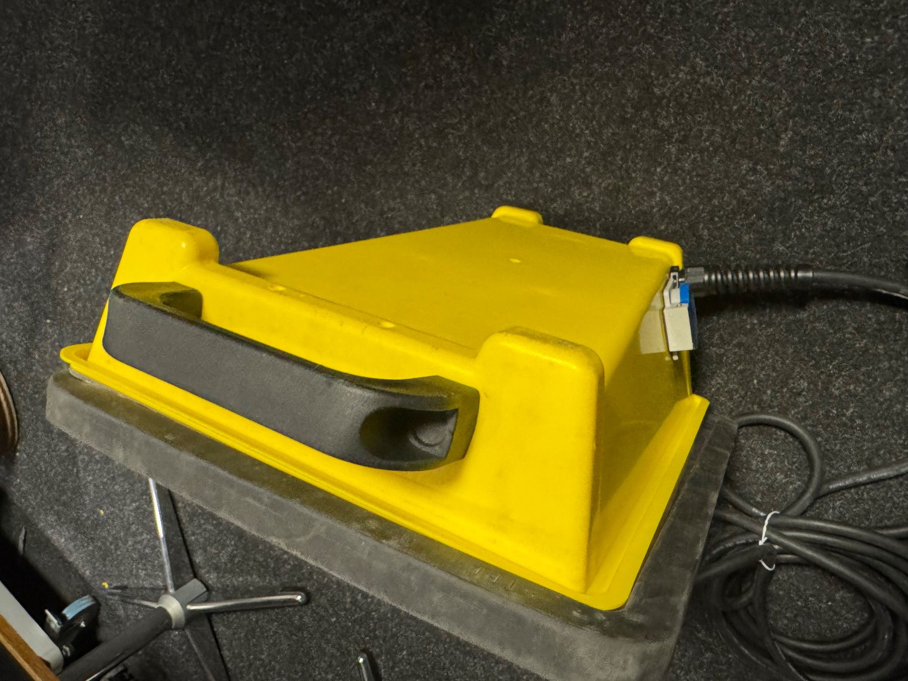Fari: Garage Lampe Lieferung gratis – Usato da Thun venduto da usmlieferung 1