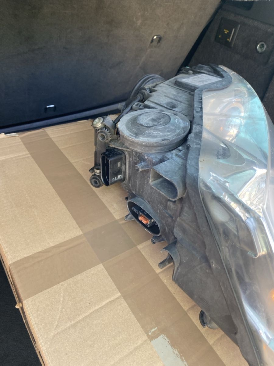 VW Fari: VW touareg Scheinwerfer Xenon – Usato da Dietikon venduto da mav_jkr7 2