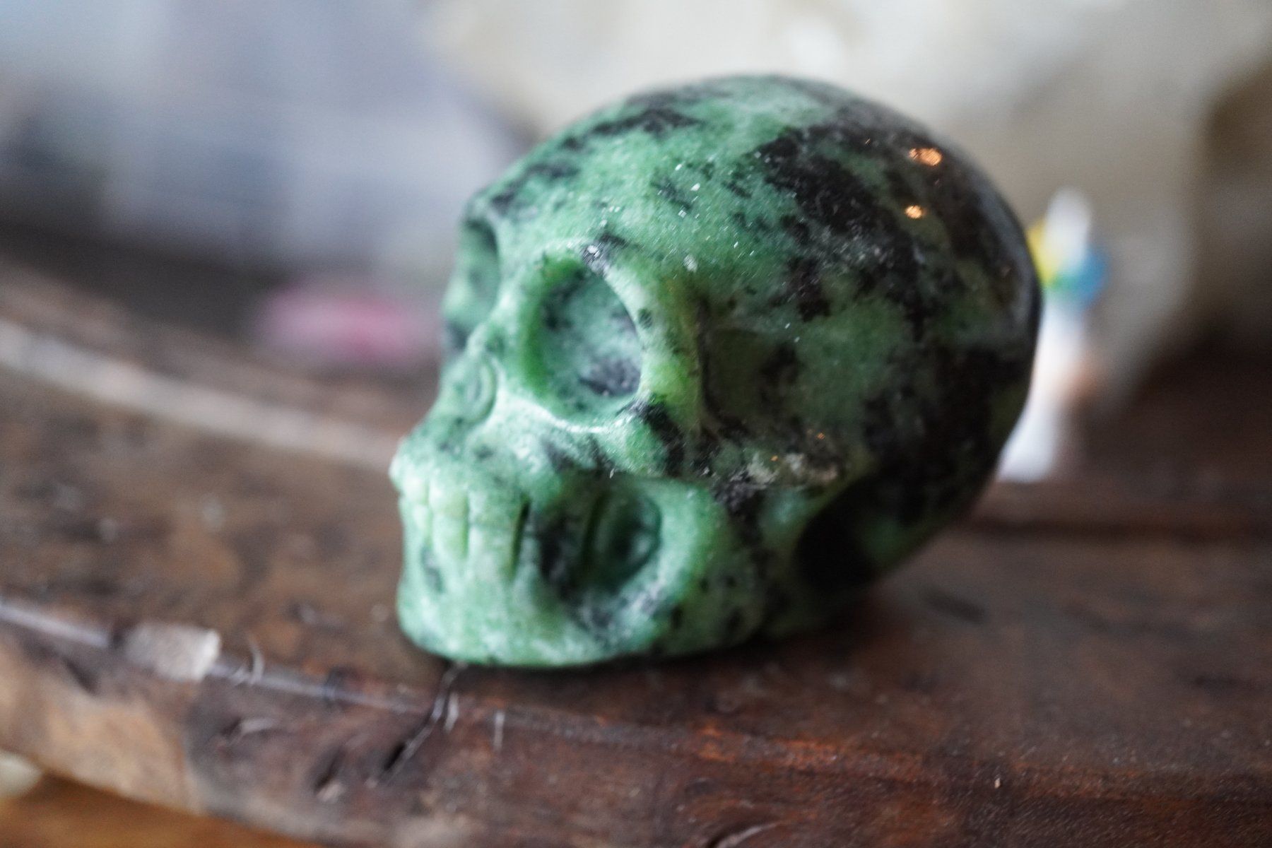 Minerali & Pietre curative: Rubin in Zoisit    Skull     "TOPSTONE" – Nuovo e nell'imballaggio originale da Eschenbach SG venduto da topstone 7