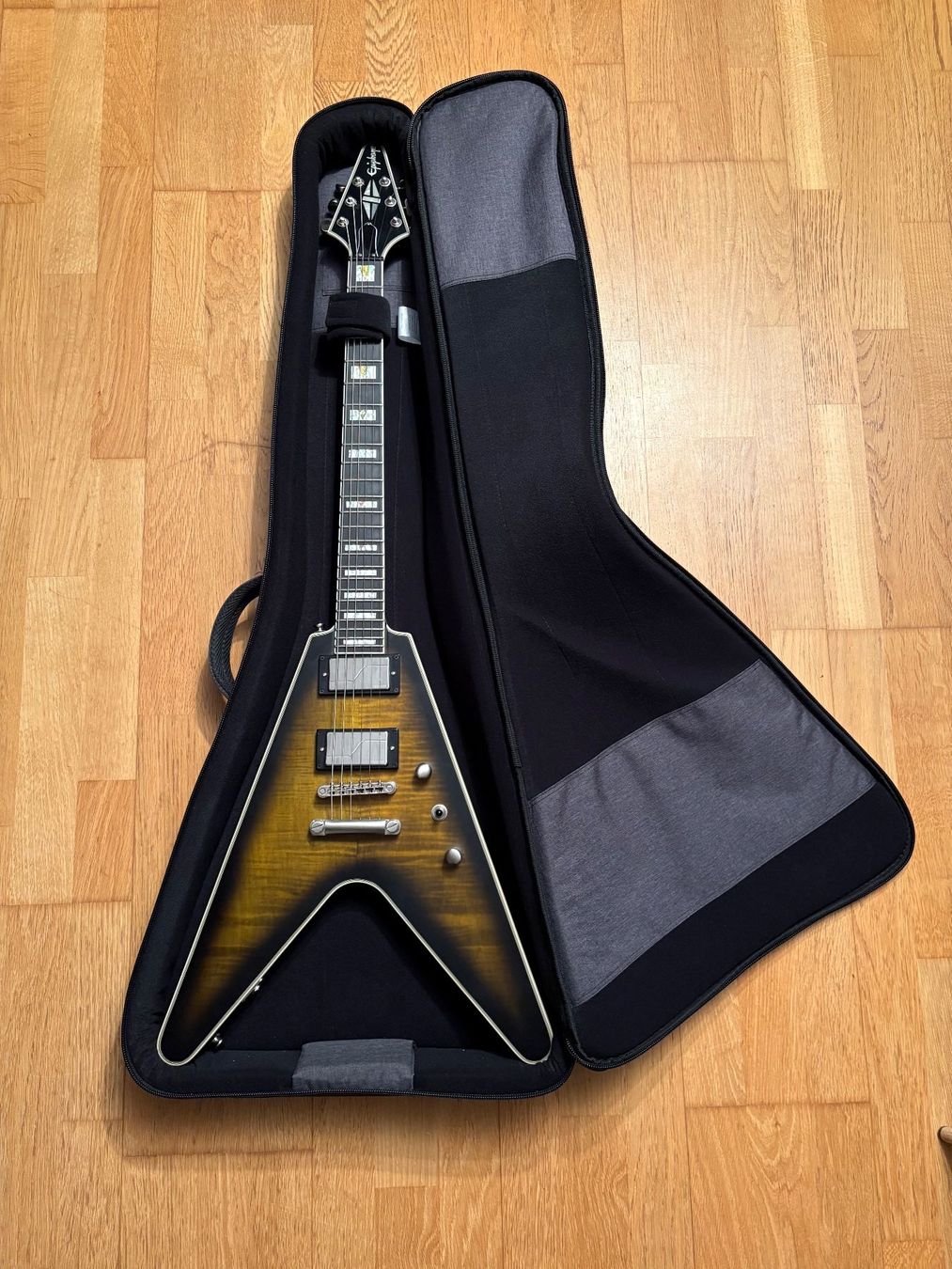 Epiphone Strumenti musicali: Epiphone Flying V Prophecy Yellow Tiger – Usato da Malans GR venduto da jannliesch22 8