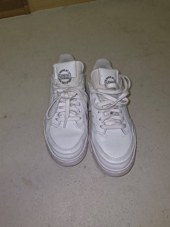 Scarpe da uomo: Adidas Turnschuhe 36.5 – Usato da Belp venduto da bac_8289 1