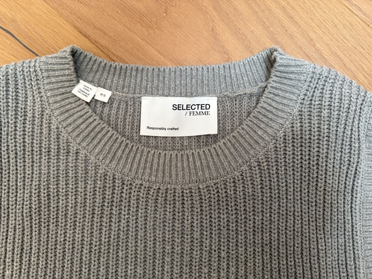 Selected Maglioni & Felpe: Strickweste von Selected Femme, Grösse S – Usato da Lungern venduto da Blauhausfrau 1