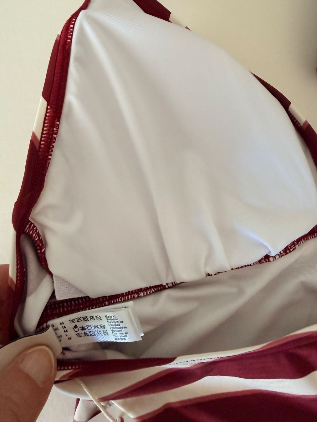 Esprit Badekleider & Bikinis: ESPRIT, Badekleid, Grösse 40, Farbe Rot/Weiss – Neu und originalverpackt aus Rudolfstetten von gst_g7xl 7