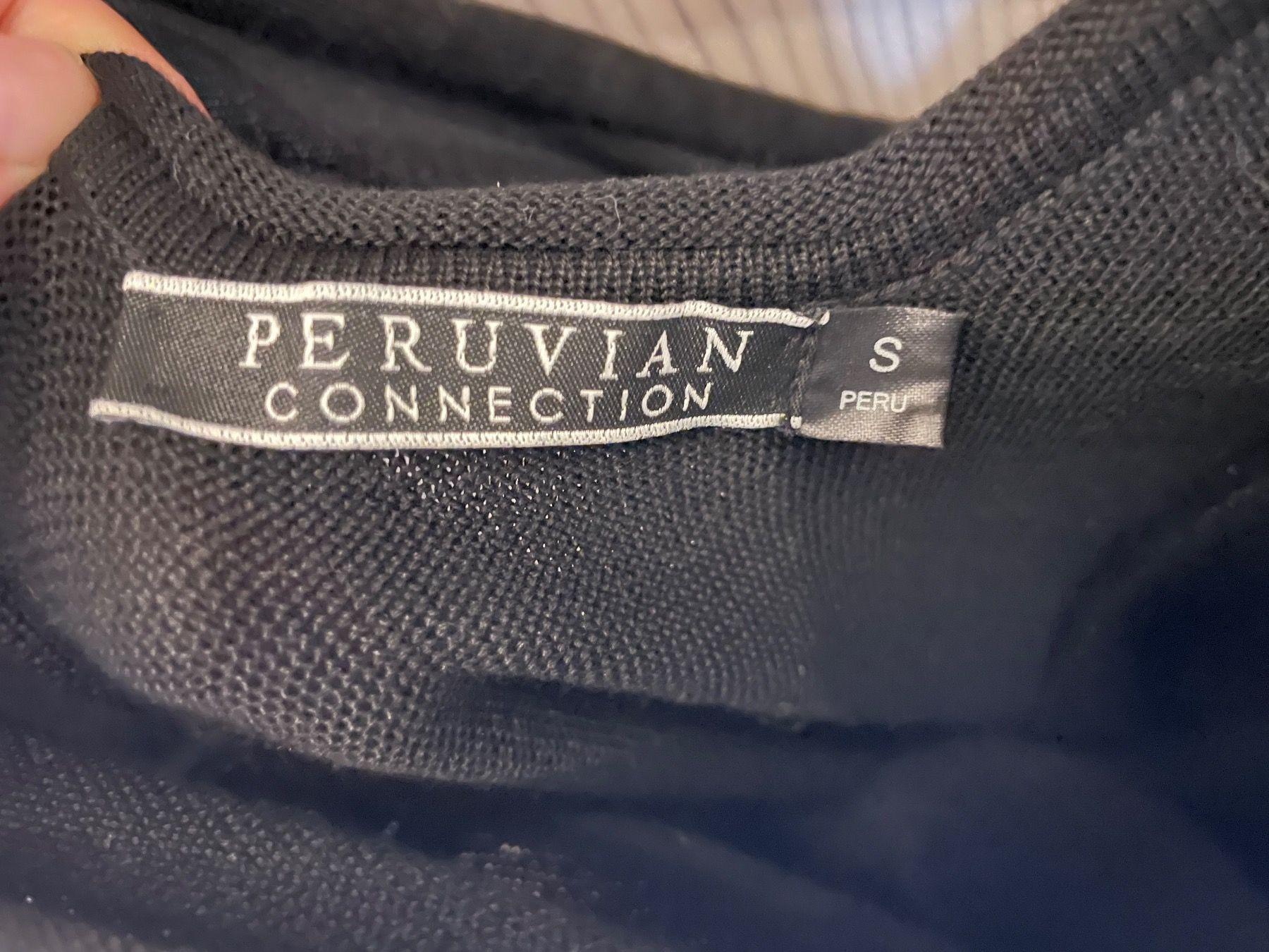 Kleider: Süsses Strickkleid, Peruvianconnection S, Kapuzendetail, – Gebraucht aus Basel von non_vn79 2