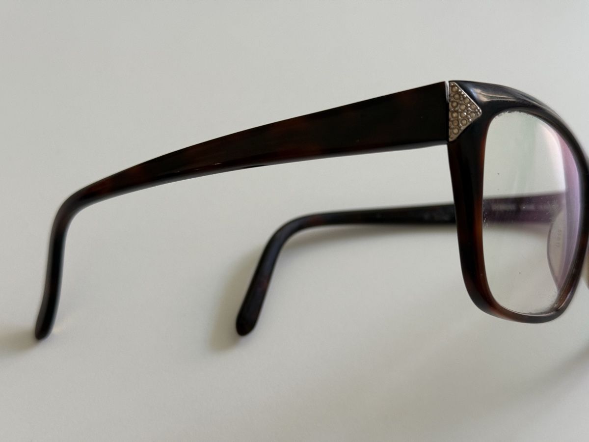 Givenchy Occhiali & Lenti: Lunettes de vue vintage marron strass Givenchy – Usato da Tavannes venduto da Thriftshop 3