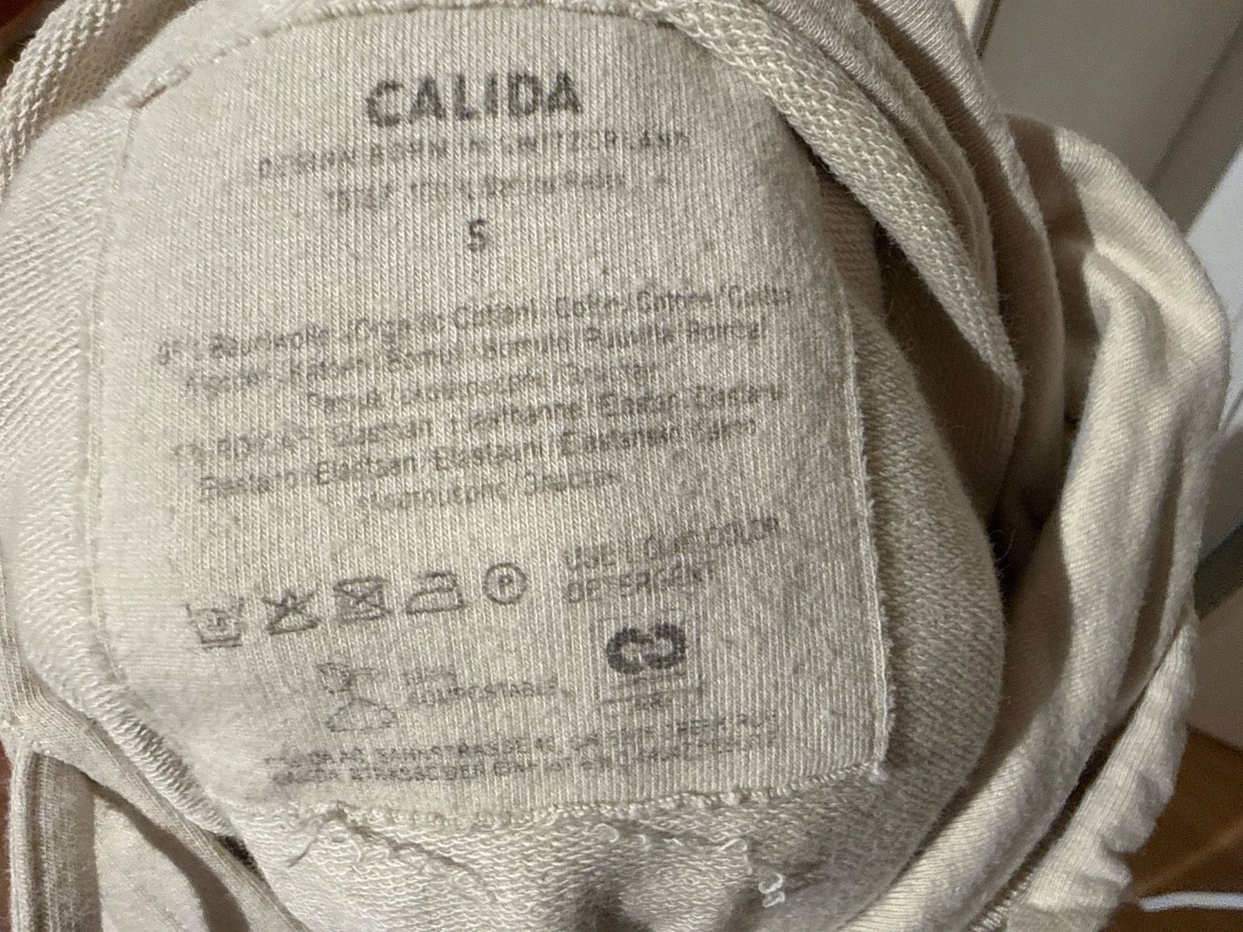 Calida Pulls & Sweat-shirts: Kapuzenpullover CALIDA Gr.S – D'occasion à Schönenwerd par d.chiara 2