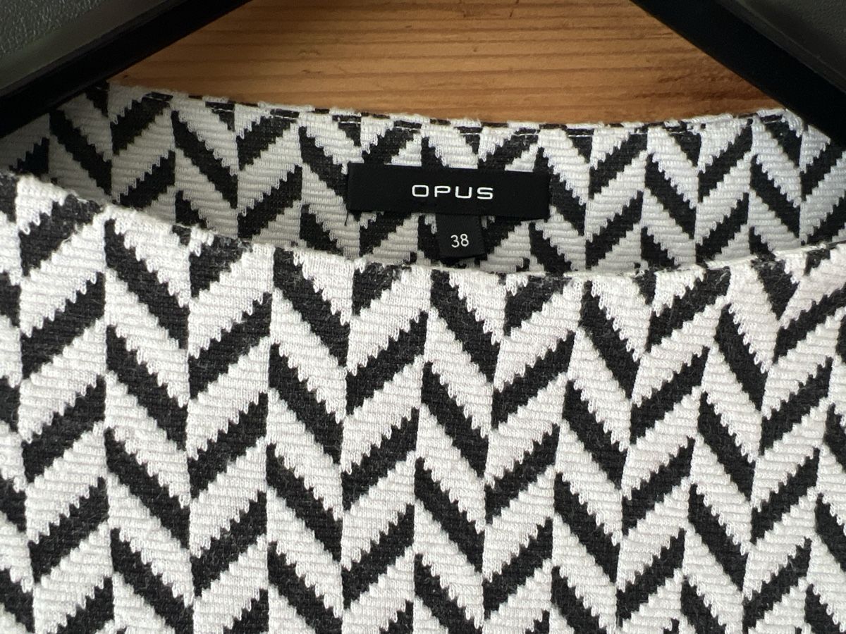 Opus Pullover & Sweatshirts: Opus Shirt 38 – Gebraucht aus Spiez von Vemai 1