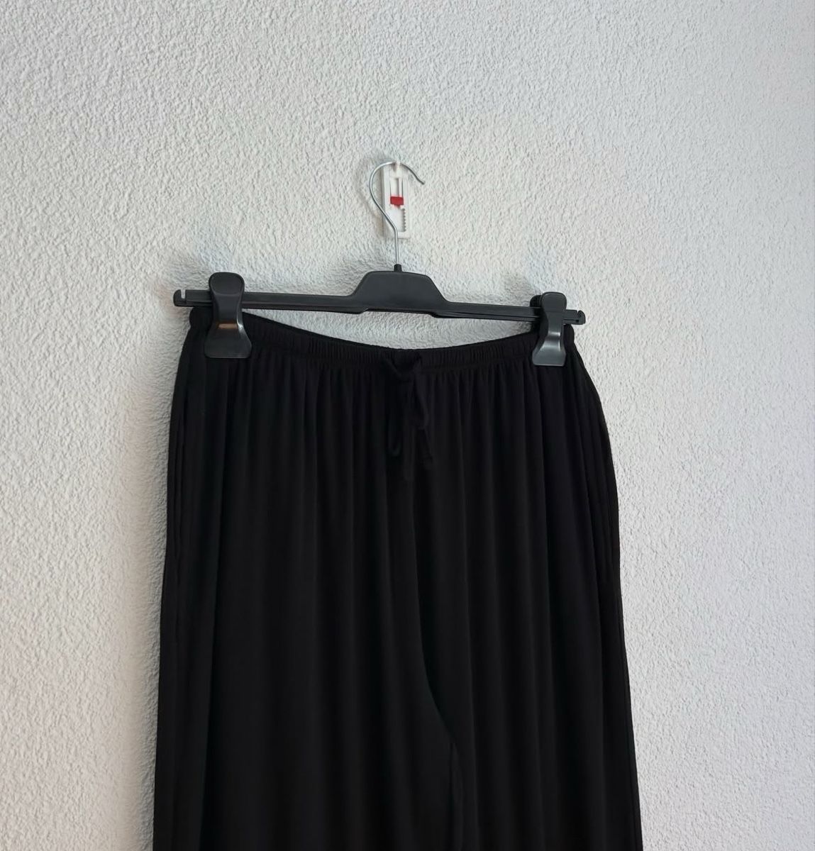 Pantaloni: Stoffhose schwarz – Usato da Chur venduto da faja7000 1