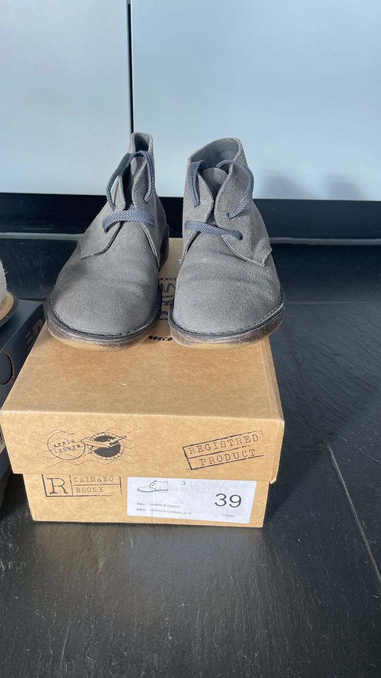 Scarpe da uomo: Leather Desert Boots – Usato da Zürich venduto da c7n 3