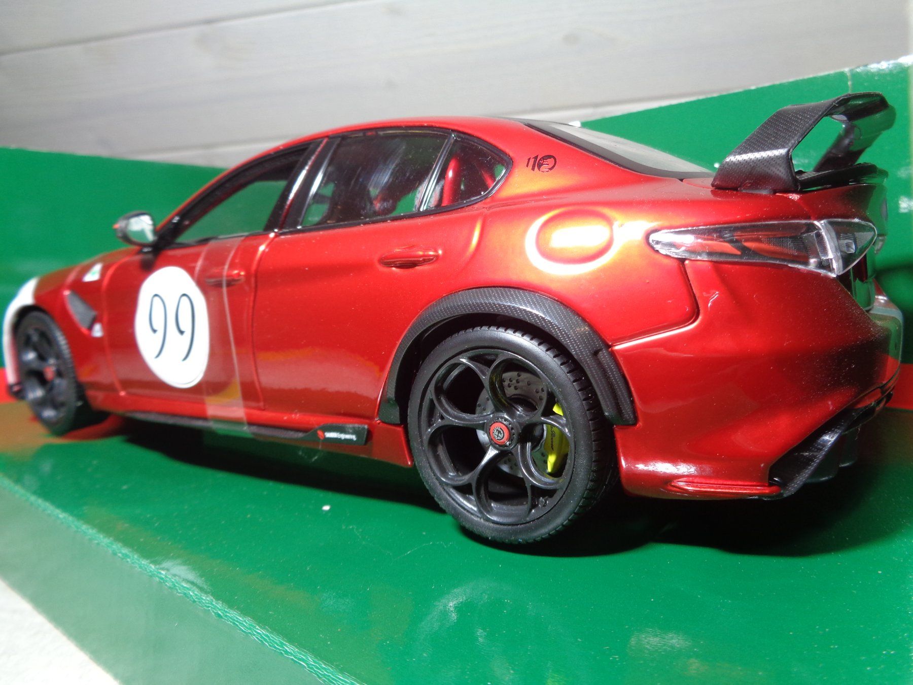 Alfa Romeo Modellautos: Bburago 1:18 Alfa Romeo Giulia GTAm – Neu und originalverpackt aus Reconvilier von rallycar 3
