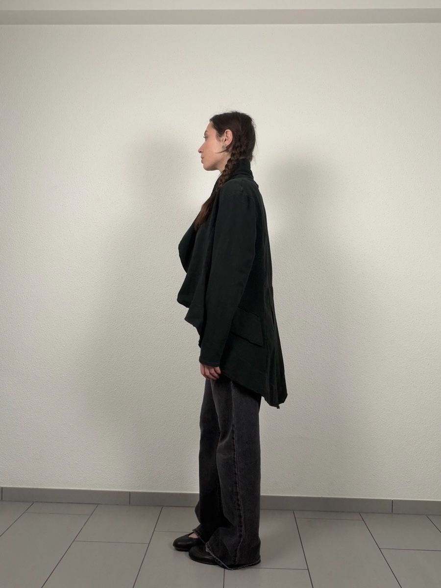 Jacken: Unique Black Spring Jacket, Italian Design, Size M – Gebraucht aus Knonau von Grapesvintage 6