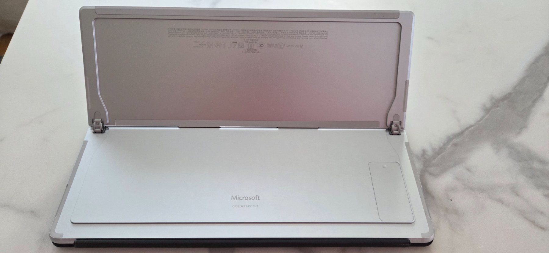 Microsoft Notebook: Microsoft Surface Pro 10 5G, 64GB, 1TB + Flex Keyboard + Pen – Usato da Horgen venduto da aiac0 4