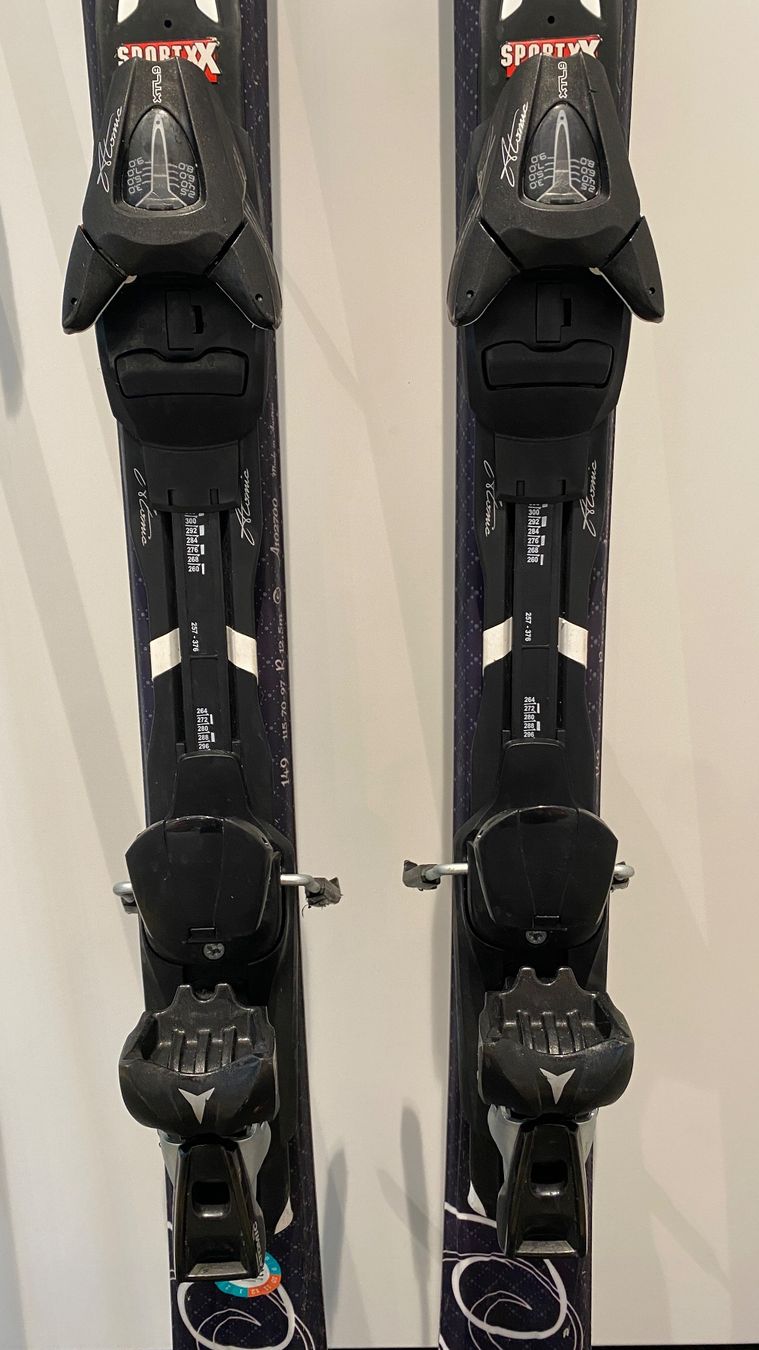 Atomic Sci: Atomic Cloud 7 Damen Ski Set 145 cm – Usato da Dussnang venduto da trooper479 3
