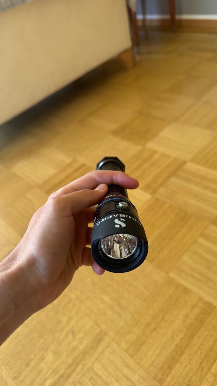 Scubapro Lampen: Scubapro Nova 850 Dive Torch – Neu (gemäss Beschreibung) aus Küsnacht ZH von Floor1an 2